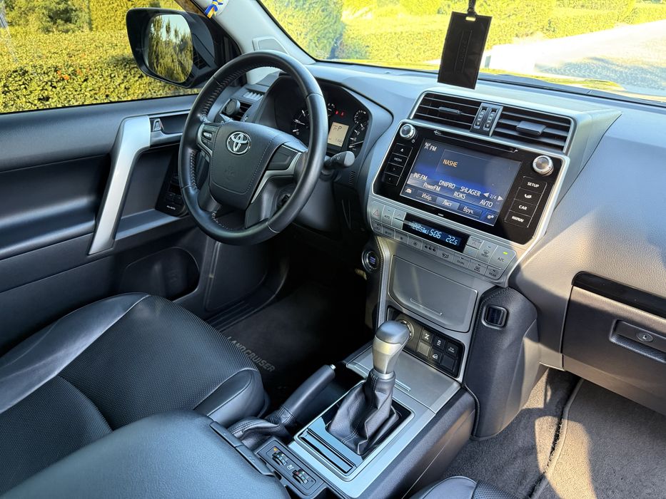 Toyota Land Cruiser Prado 2019 VIN JTEBU3FJ20K170293 фото оголошення 21 з 24