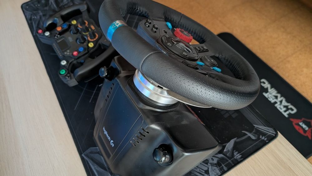 Logitech G29 (PlayStation) com mods MVH Studios