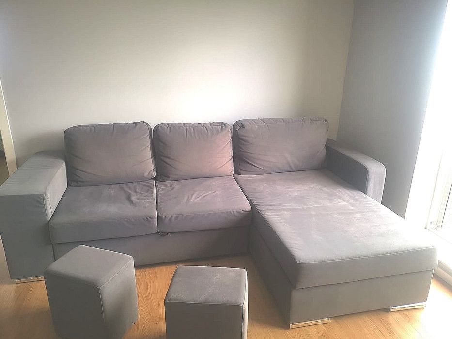 Sofá com Chaise longue cinzento escuro