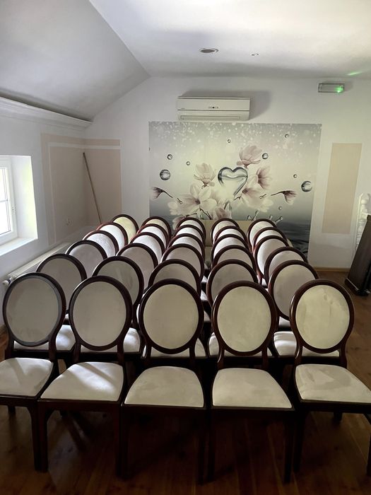 Eleganckie krzesła drewniane, wesela, dom weselny - 90 sztuk,