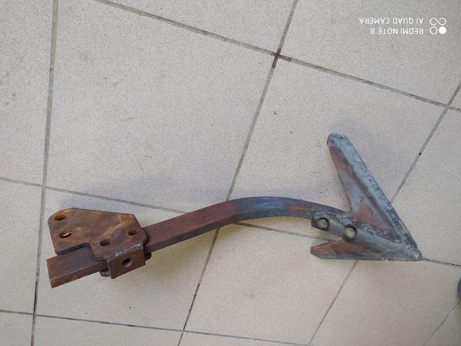 Стійка+лапа культиватора 270мм в зборе.стойка кпс з лапою.стрілка.