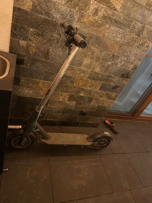 Hulajnoga elektryczna MOTUS scotty 10