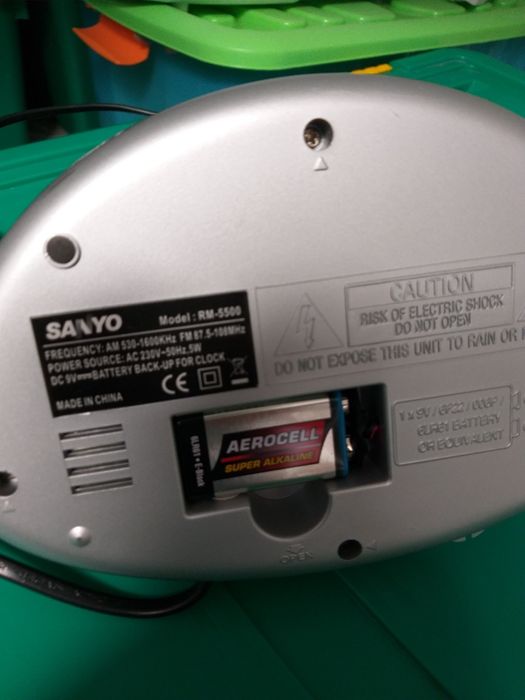 rádio despertador sanyo