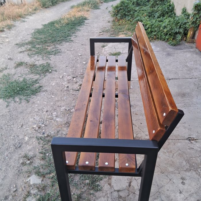 Продаю садовую лавку