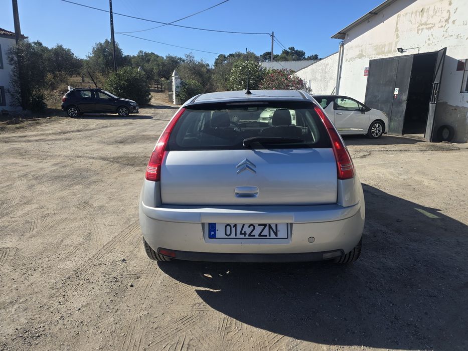 Citroën C4 1.4 16v — photo 3