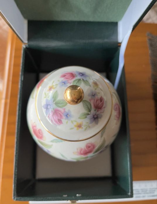 Pote Ibis Aveiro em porcelana com caixa