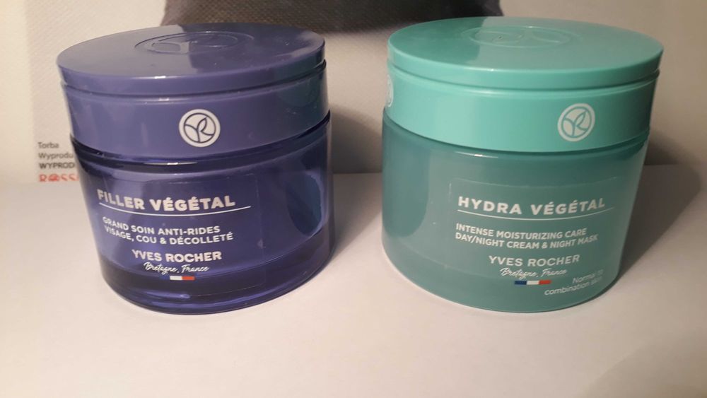 Sprzedam zestaw słoiczków po kremach