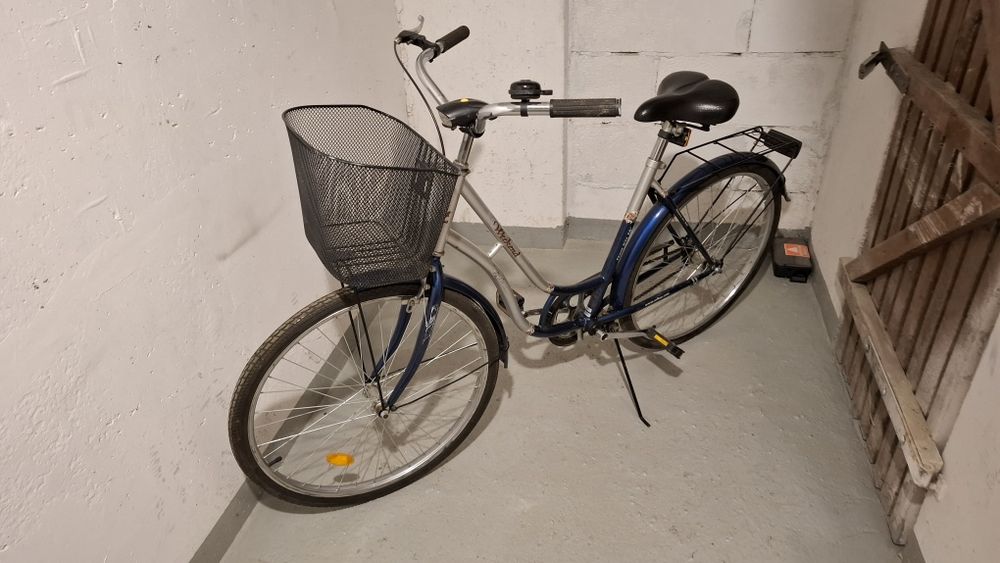 Rower damski z koszykiem