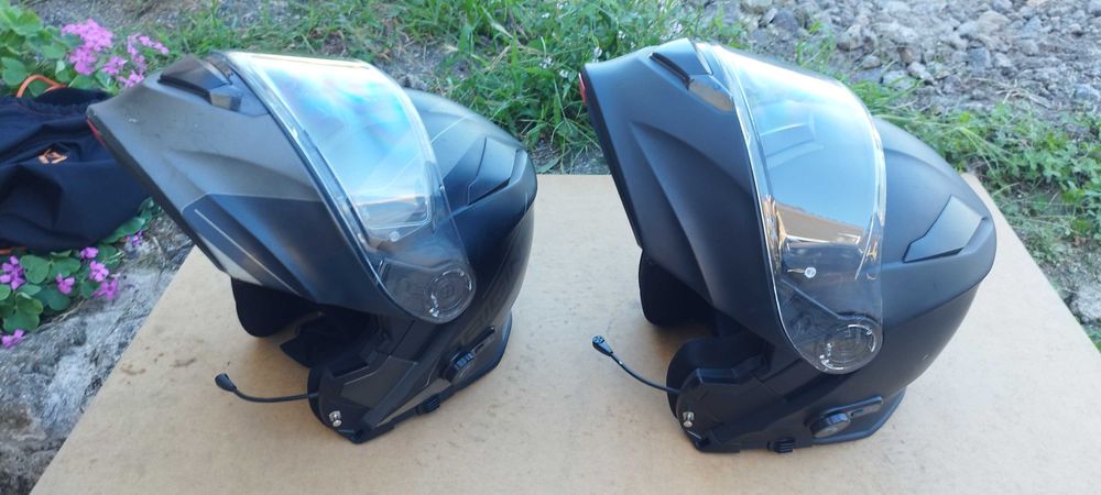 Capacetes com intercomunicador como Novos!