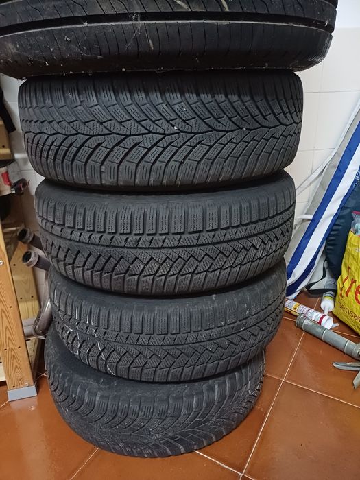 Jantes de ferro com pneus