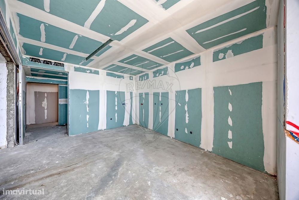 Apartamento T4 para arrendamento