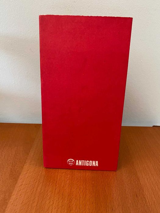 Isidore Ducasse e o Conde de Lautréamont nas Poesias - Raoul Vaneigem