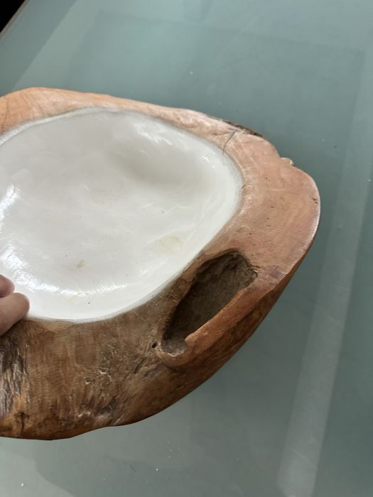 Peca decorativa em madeira de centro de pesa