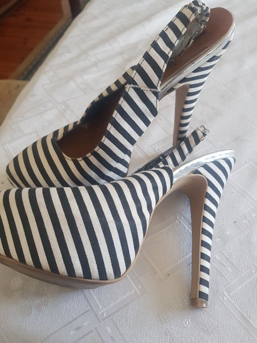 sexowne szpilki 15 cm obcas buciki