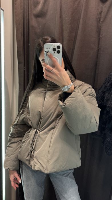 Куртка Zara розмір М осіння