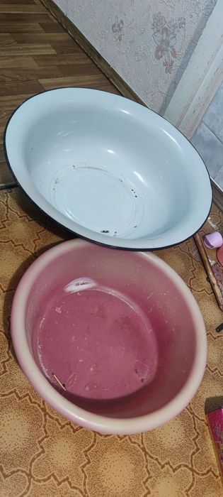 Миски, тазики, тазы, ведро