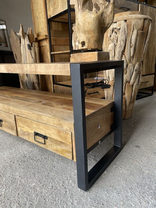 Szafka rtv/styl industrialny/drewno egzotyczne/ metal