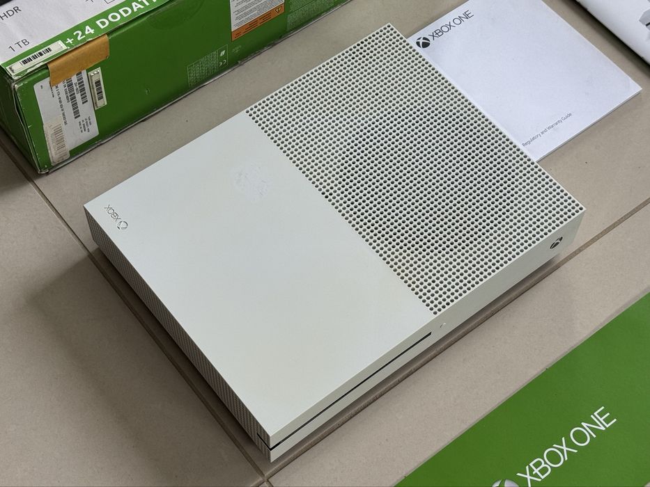 MICROSOFT XBOX ONE S 1TB Real Foto 100% Sprawna Cena Ostateczna !
