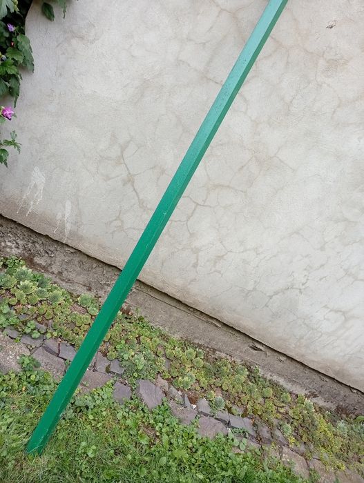 Уголок металлический сечение 4,5