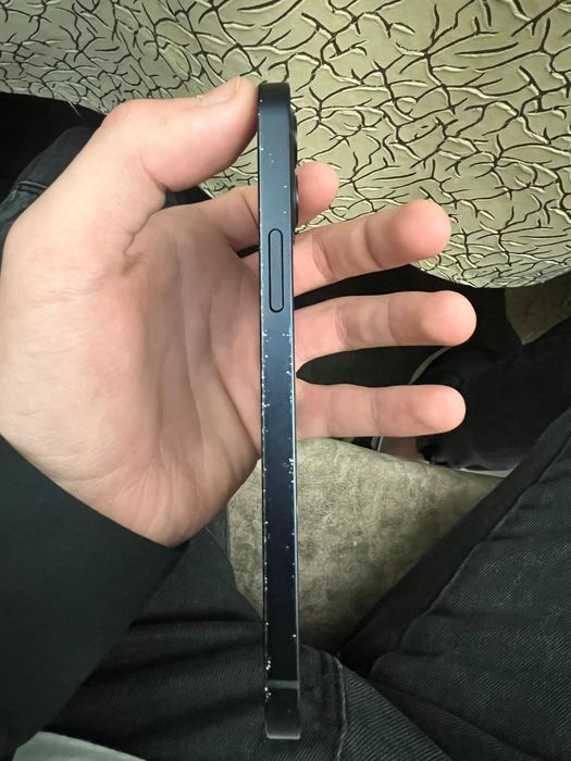 Айфон 12 на 64 гб акб 78%