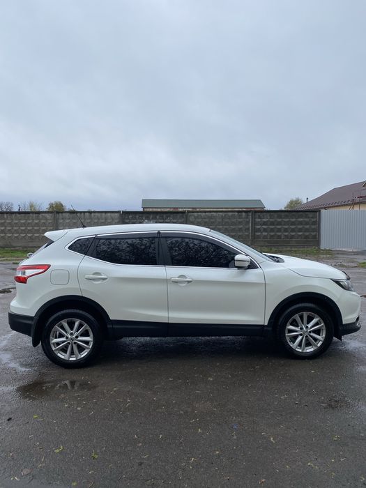Продам Nissan Qashqai