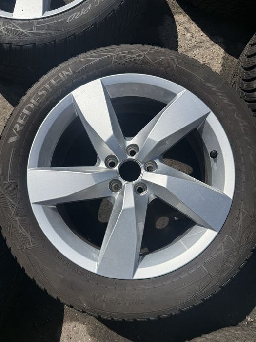 Felgi aluminiowe 5x100 17x6,5j et39 Vw Skoda Seat Audi