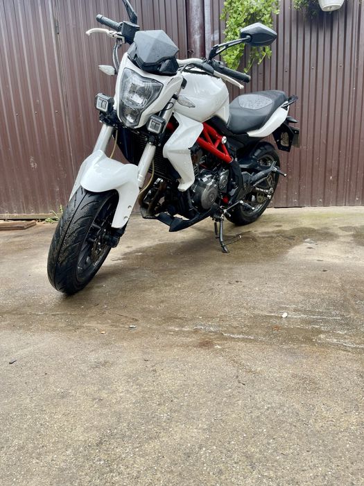 Продам Beneli tnt 300