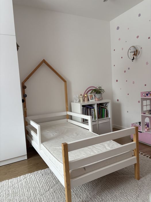 Ліжко дитяче з матрасом