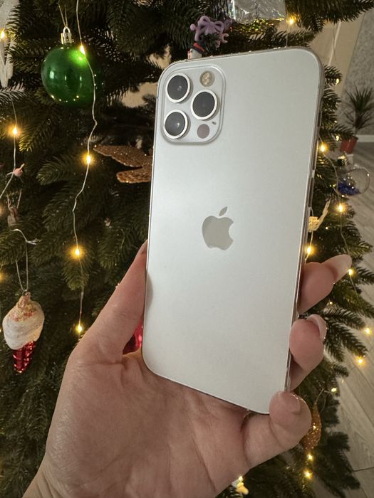 Телефон Iphone 12 pro білий