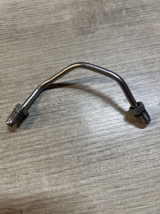 Трубка високого тиску гольф 4 1.6 BAD FSI