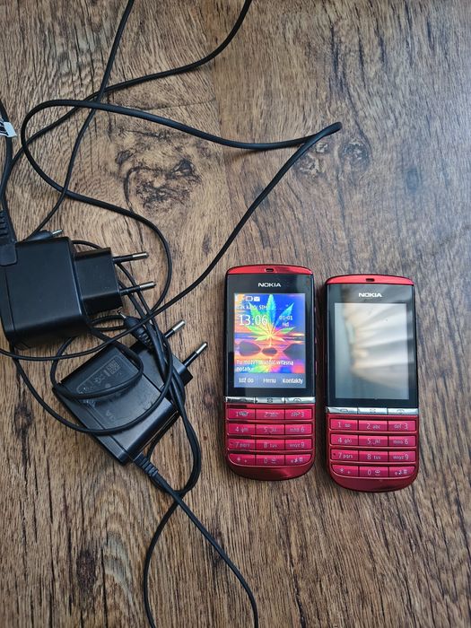 Telefon Nokia 300