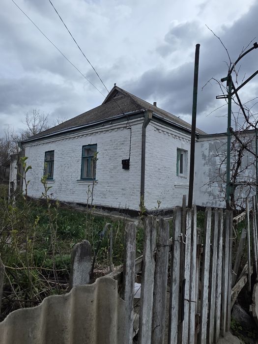 Продається будинок в Сушківці