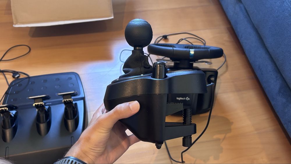 Volante Logitech G29 + Pedais + Mudanças na Caixa