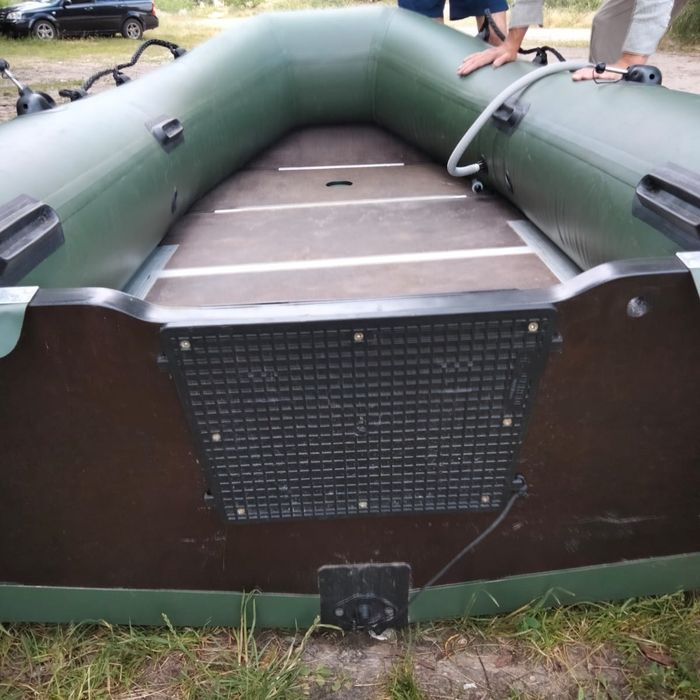 Човен пвх кільовий Captain Hunter CAP-330 надувний б/в бу лодка килевая надувная