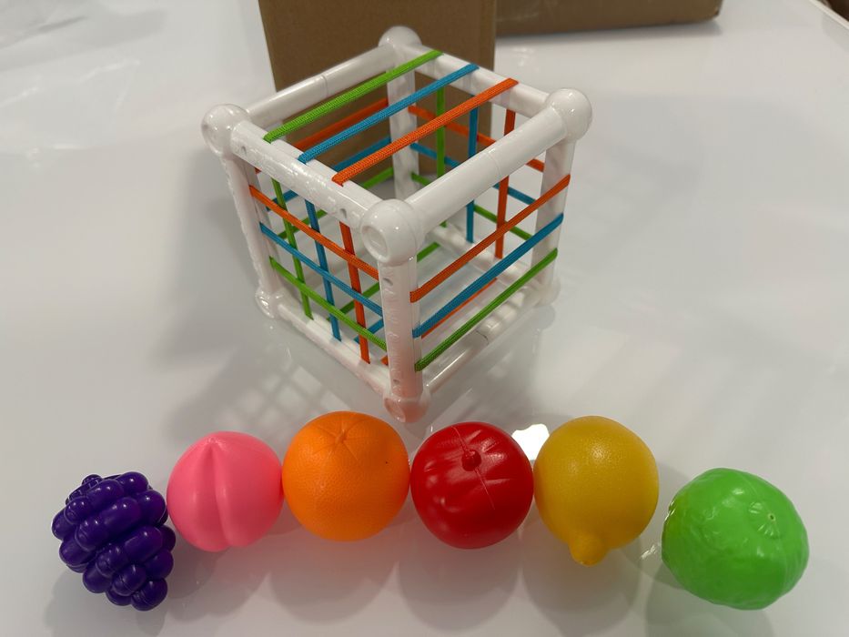 Cubo com 6 Frutos para encaixe Novo