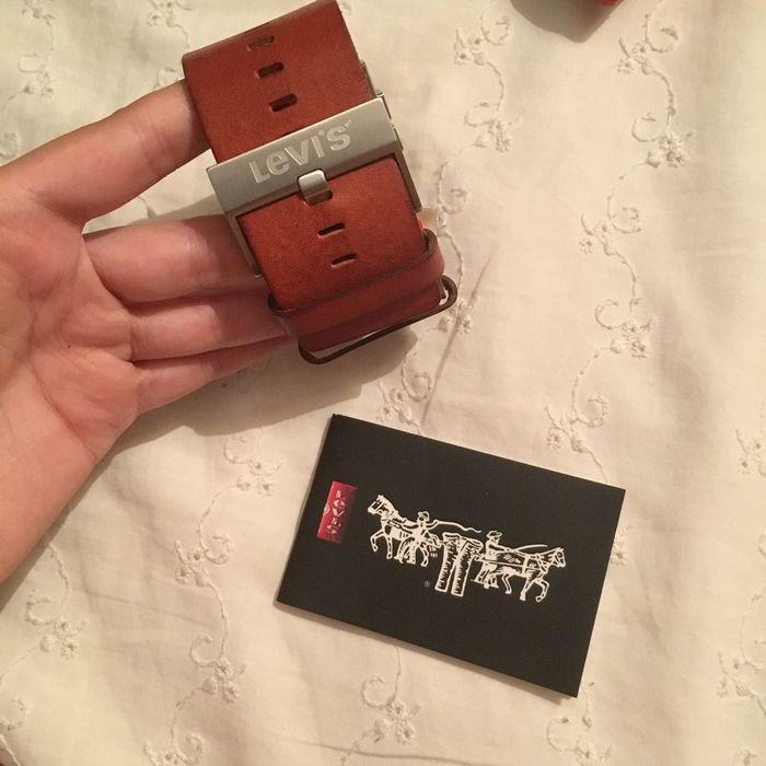 relógio LEVIS original