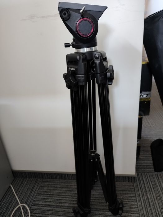 Andoer Statyw Fotograficzny Profesjonalny Tripod