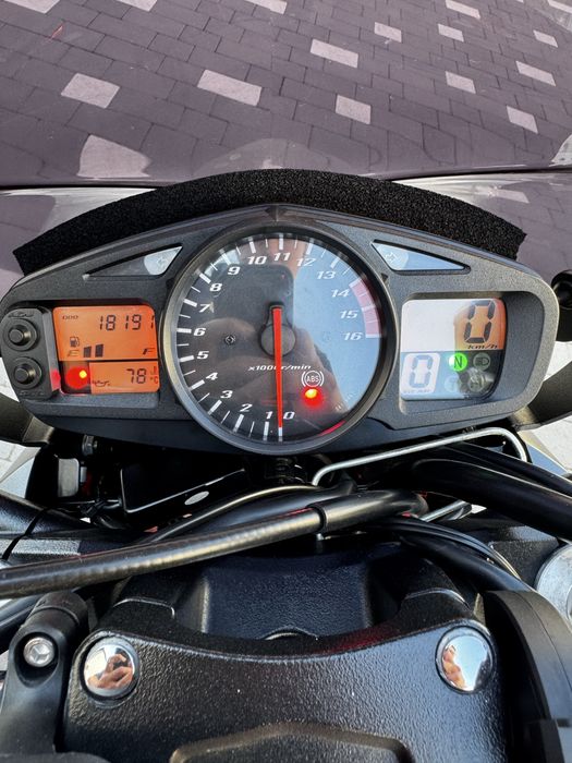 suzuki gsr 600!!!