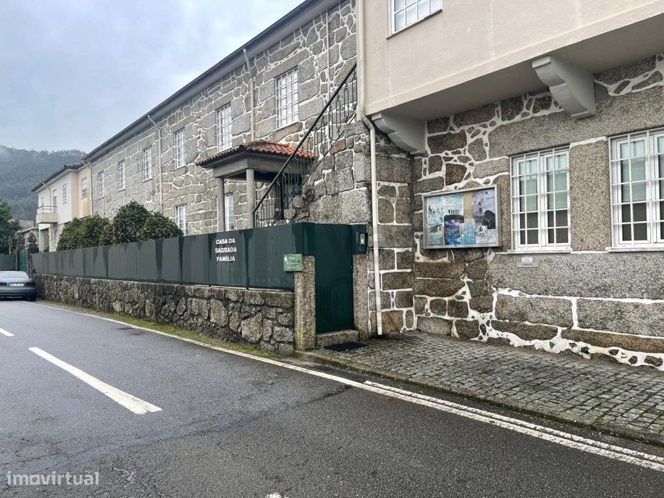 Arrenda-se Espaço - S. Clemente Sande - Guimarães