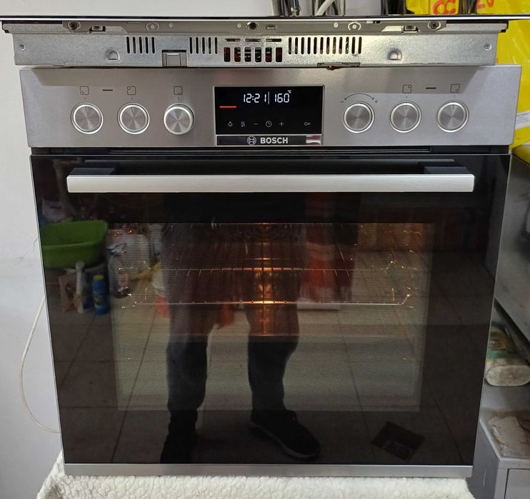 Встраиваемая духовка с индукционной поверхностью Бош Bosch HEA578BS1