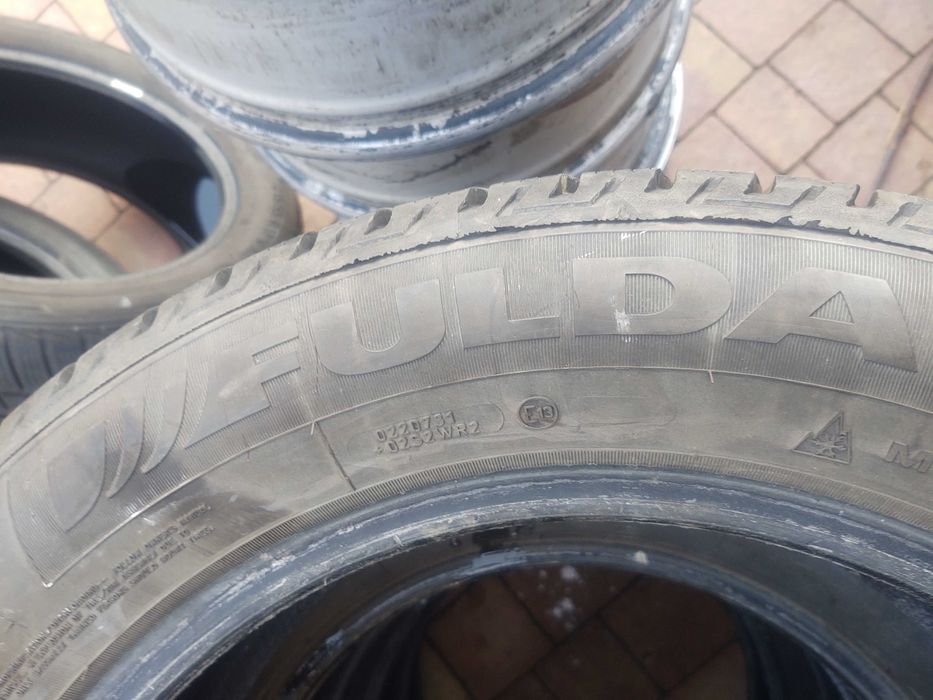 Opony zimowe 215/60/R17