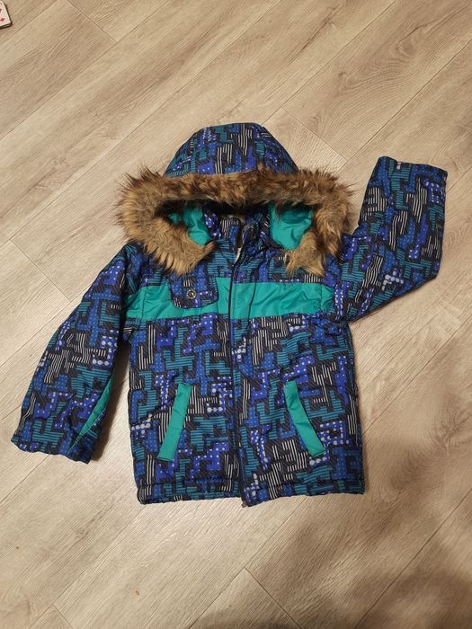 2 зимові куртки +2шапки в подарунок