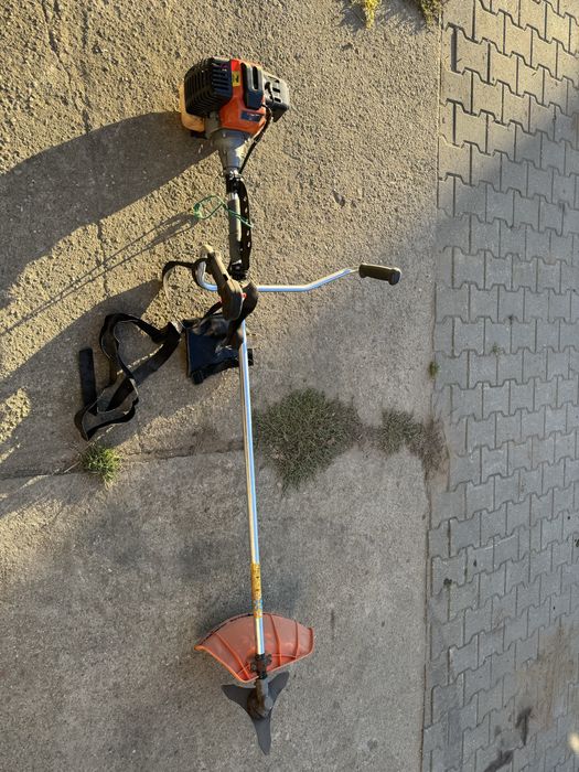 Kosa spalinowa podkaszarka DEMON RQ 580