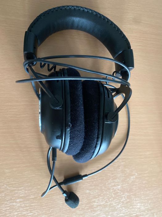 Auscultadores Logitech Pro