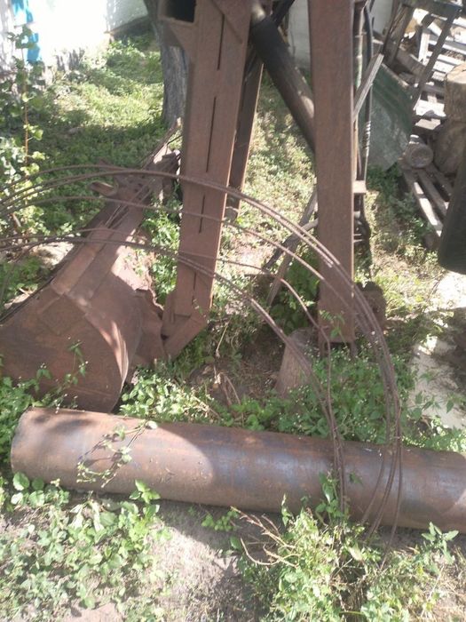 Навантажувач, погрузчик, навісне до трактора