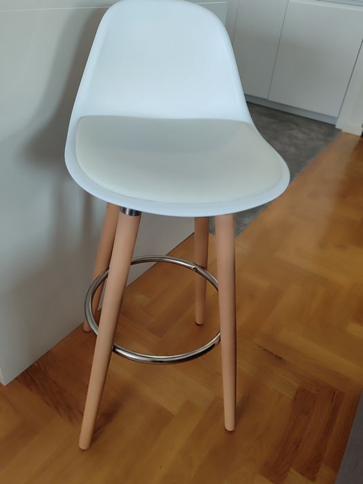 Bancos Ikea altos