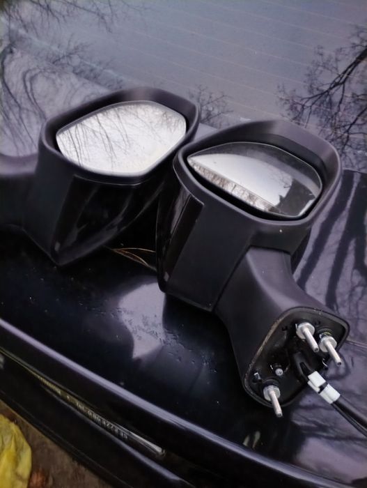 Toyota chr II lusterko lewe lub prawe 14 pinów  kamera asystent 23-25r