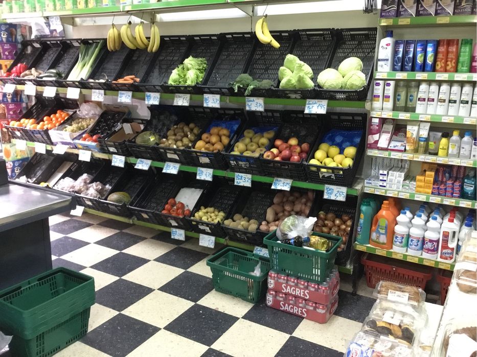 Mercearia venda ou aluga bom negocio