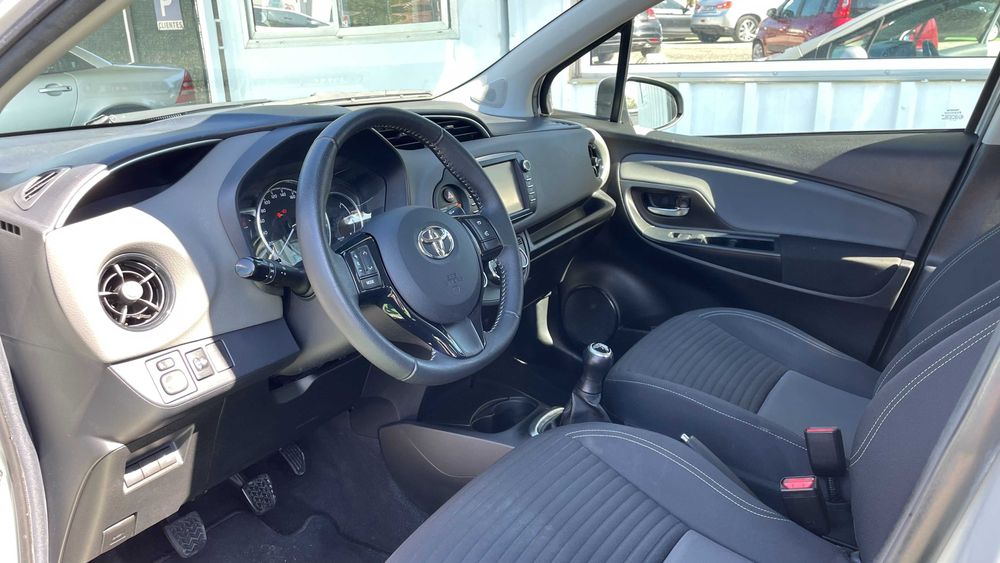 Toyota Yaris 1.0 VVT-i Comfort NACIONAL
