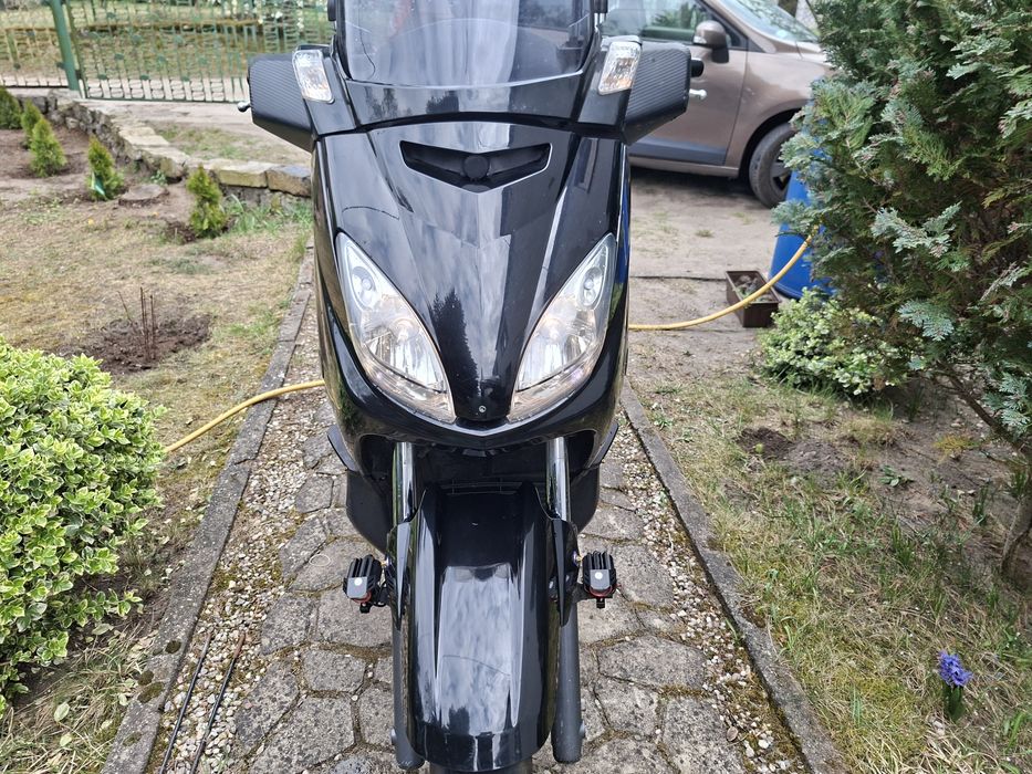 Yamaha x max 125